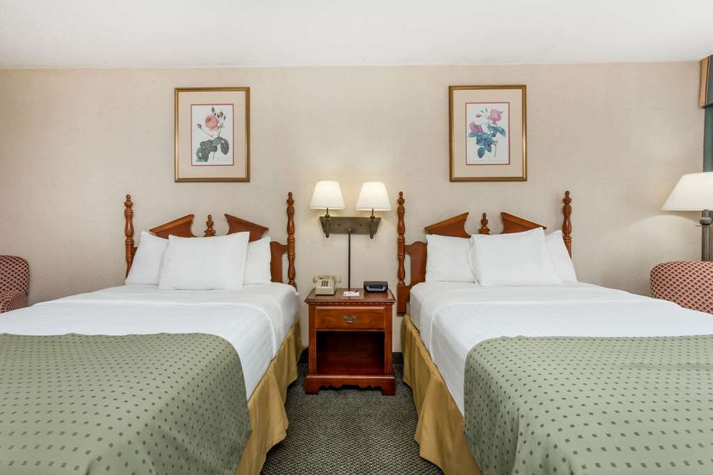 Days Inn By Wyndham Perry Near Fairgrounds 외부 사진